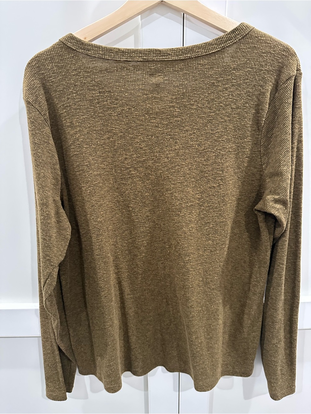 Sonoma Goods For Life Long Sleeve Henley in Brown XL - Picture 2 of 4